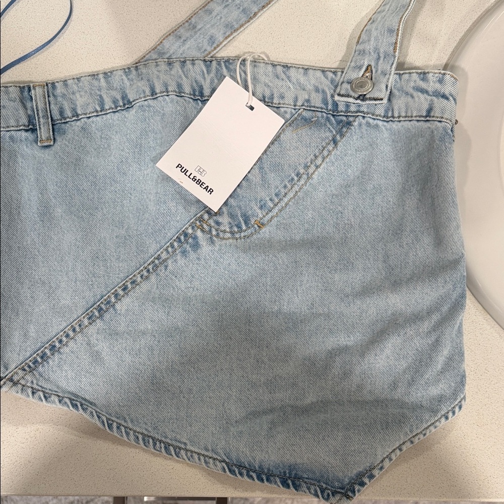 Pull&Bear Women's Light Blue Denim crop top